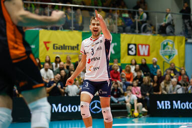 Jakub Popiwczak siatkarzem Aluron CMC Warty Zawiercie