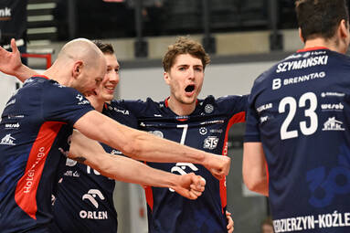 ZAKSA Kędzierzyn-Koźle płynie na fali zwycięstwa. Kędzierzynianie łatwo zgarniają w Będzinie trzy punkty [ZDJĘCIA]