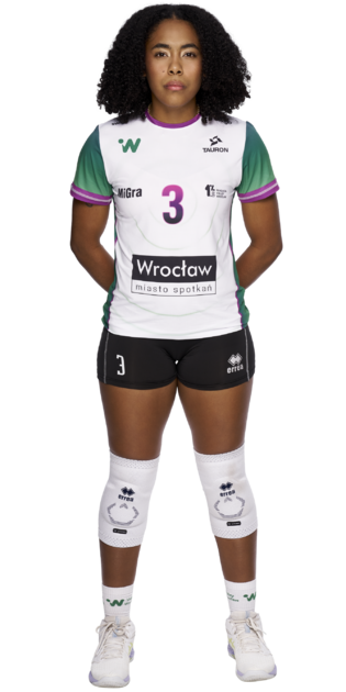 Valeria Flores Valeria Flores