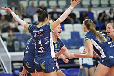 Debiut TAURON Ligi w Nowym Dworze Mazowieckim i mecz w Mielcu. Trwa druga kolejka