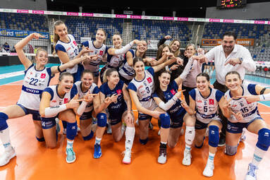 Łatwe zwycięstwo MOYA Radomka Radom nad drużyną z Nowego Dworu Mazowieckiego [ZDJĘCIA]