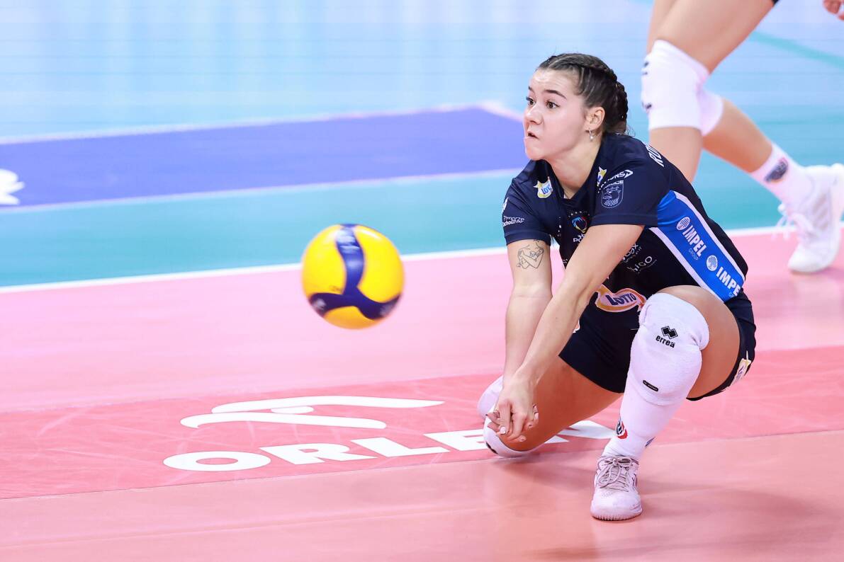 Trzy punkty w meczu z #VolleyWrocław trafiają na konto LOTTO Chemika [ZDJĘCIA]