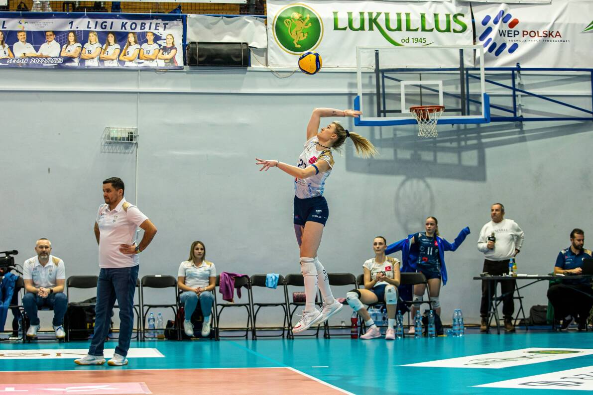 EcoHarpoon NOWEL LOS Nowy Dwór Mazowiecki nadal z zerowym dorobkiem. Siatkarki z Bielsko-Białej nie miały litości dla gospodyń [ZDJĘCIA]