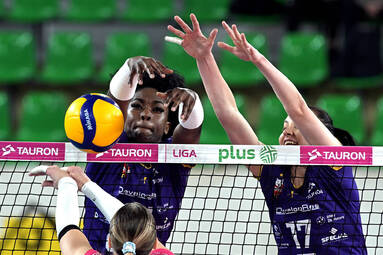 Szybkie 3:0 dla mistrzyń Polski w meczu z Metalkasem Pałac Bydgoszcz [ZDJĘCIA]