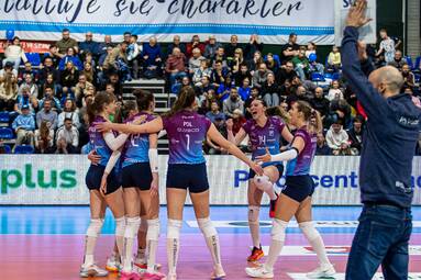 Świąteczny prezent w postaci wygranego meczu dla Metalkas Pałac. EcoHarpoon NOWEL wciąż bez punktów [ZDJĘCIA]