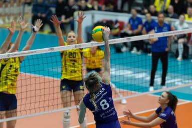 DevelopRes wygrywa w Schwerinie po meczu pełnym zwrotów akcji i jest liderem grupy w Lidze Mistrzyń