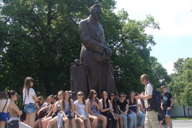 Młodzież ze Szczyrku i Jastrzębia zwiedzała Warszawę