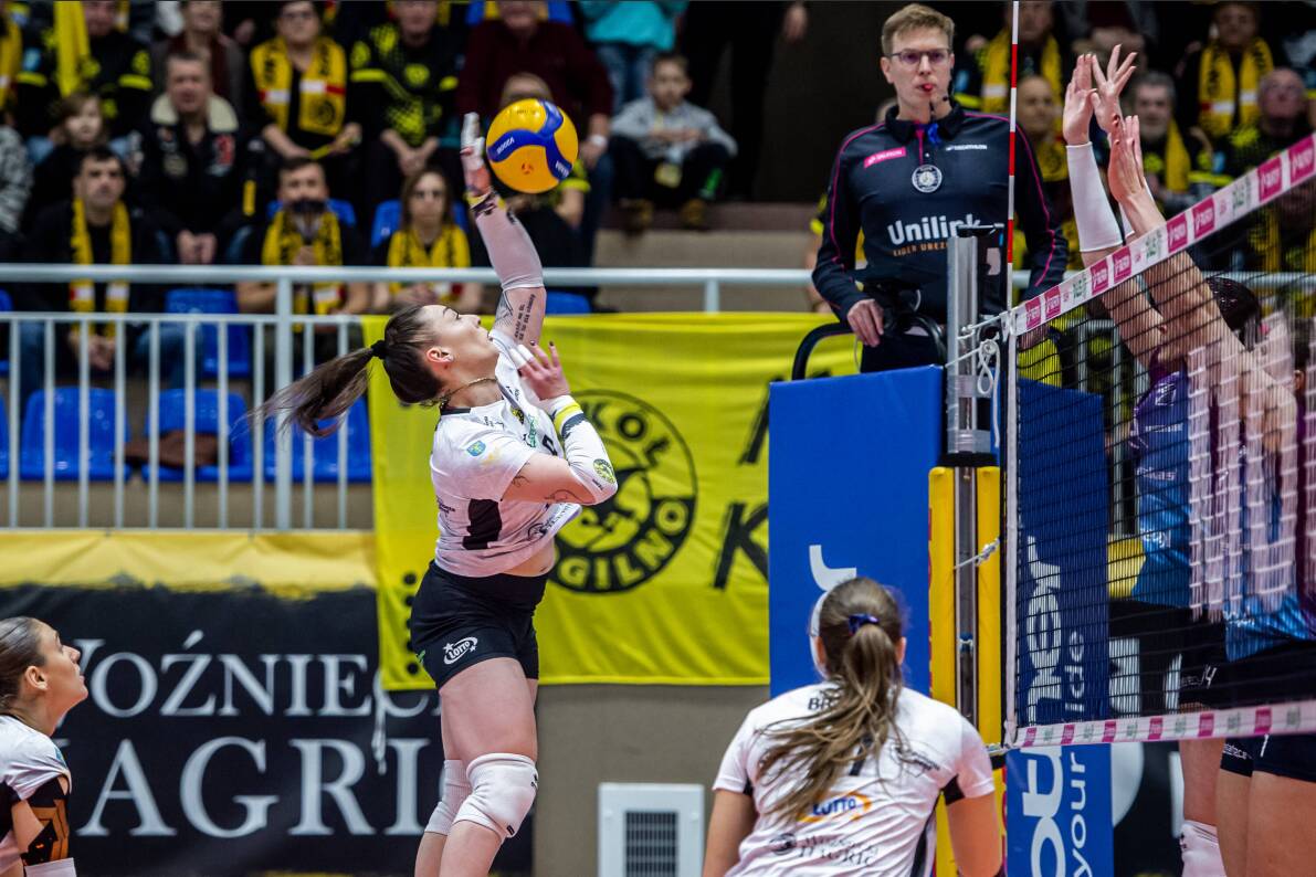 W derbach Kujawsko-Pomorskiego lepsze okazały się siatkarki z Mogilna [ZDJĘCIA]