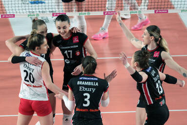 Bardzo wyrównany mecz w Bydgoszczy [ZDJĘCIA]