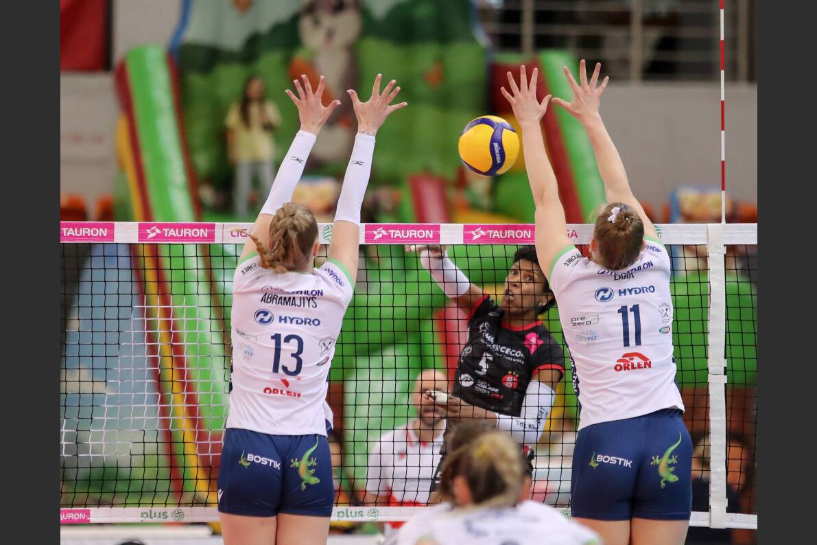 Siatkarki BKS BOSTIK ZGO Bielsko-Biała wygrały z ŁKS  Commercecon Łódź [ZDJĘCIA]