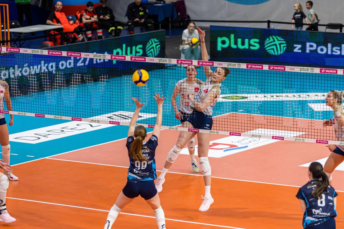 Mielczanki zdominowały parkiet w Nowym Dworze [ZDJĘCIA]