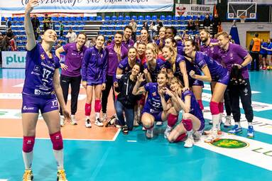 Liderki bez litości ograły EcoHarpoon NOWEL LOS. Dramat w Nowego Dworu Mazowieckiego trwa [ZDJĘCIA]