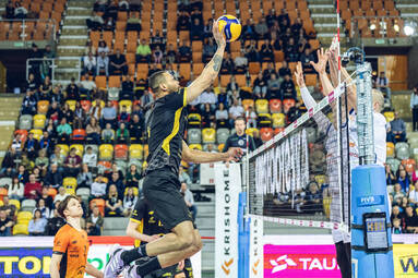 Przegrane końcówki pogrzebały nadzieje Norwida. PGE GiEK Skra wygrywa w Częstochowie w trzech setach