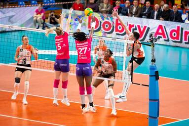 Honorowe pożegnanie DevelopResu Rzeszów z Ligą Mistrzyń