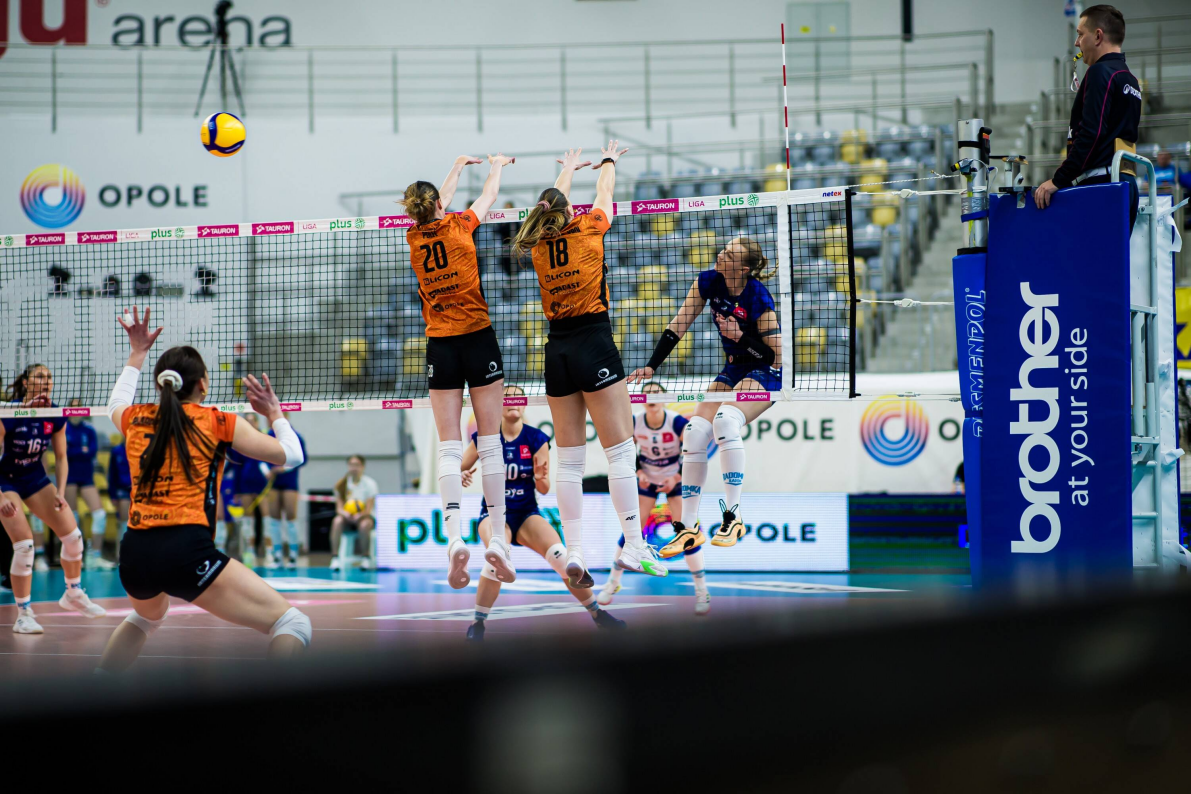 UNI Opole zyskuje 3. punkty [ZDJĘCIA]