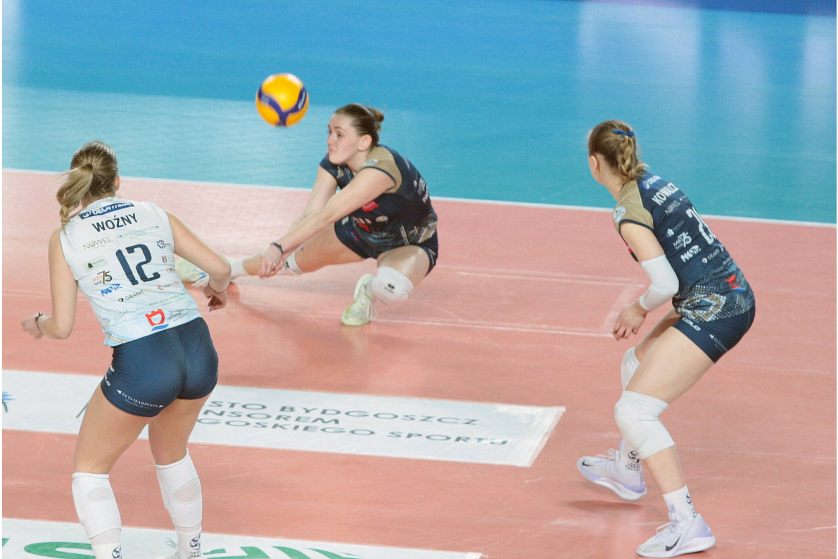 Bydgoszczanki wygrały, przeskoczyły MOYA Radomkę i zaczną play-offy meczem w Rzeszowie [Zdjęcia]