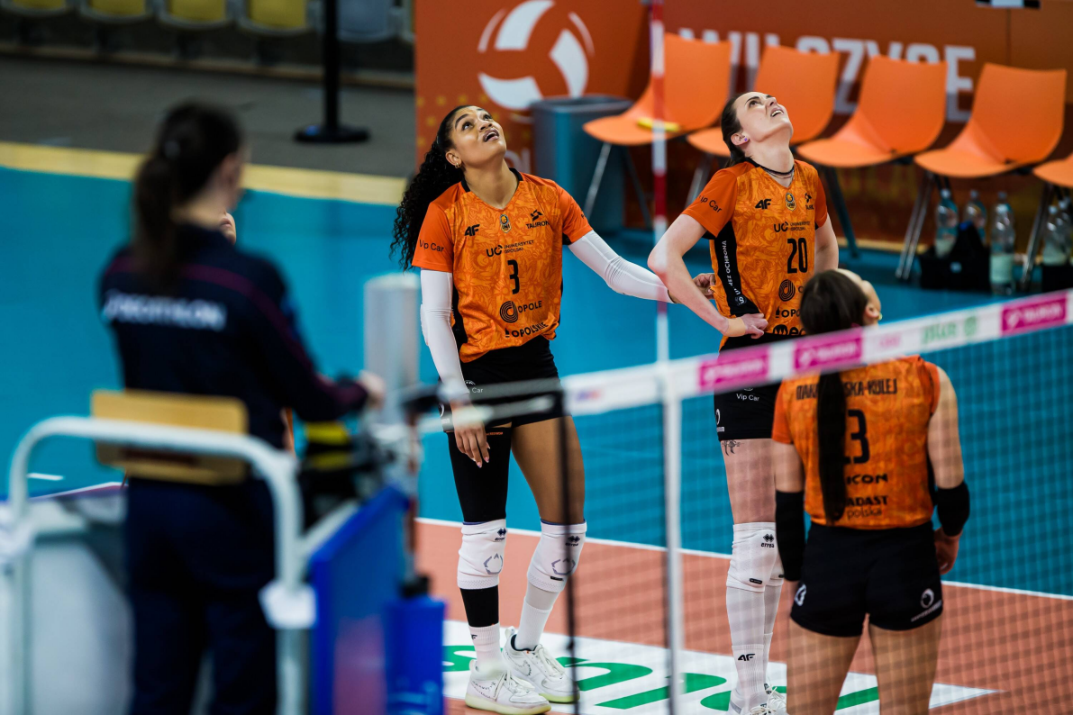 W 1/4 finału pomiędzy UNI Opole a ITA TOOLS STAL Mielec, pierwszy mecz zwycięski dla Mielczanek [ZDJĘCIA]