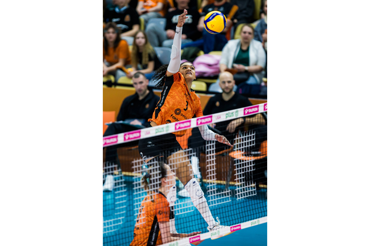 W 1/4 finału pomiędzy UNI Opole a ITA TOOLS STAL Mielec, pierwszy mecz zwycięski dla Mielczanek [ZDJĘCIA]