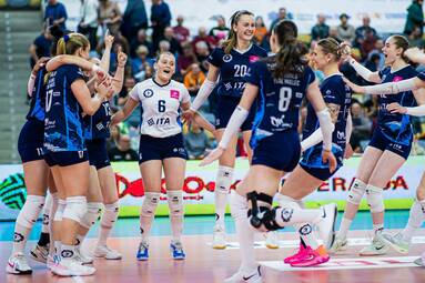 W 1/4 finału pomiędzy UNI Opole a ITA TOOLS STAL Mielec, pierwszy mecz zwycięski dla Mielczanek [ZDJĘCIA]