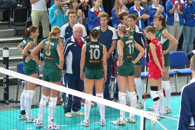 Urałoczka udzieliła lekcji siatkówki Pronarowi Białystok