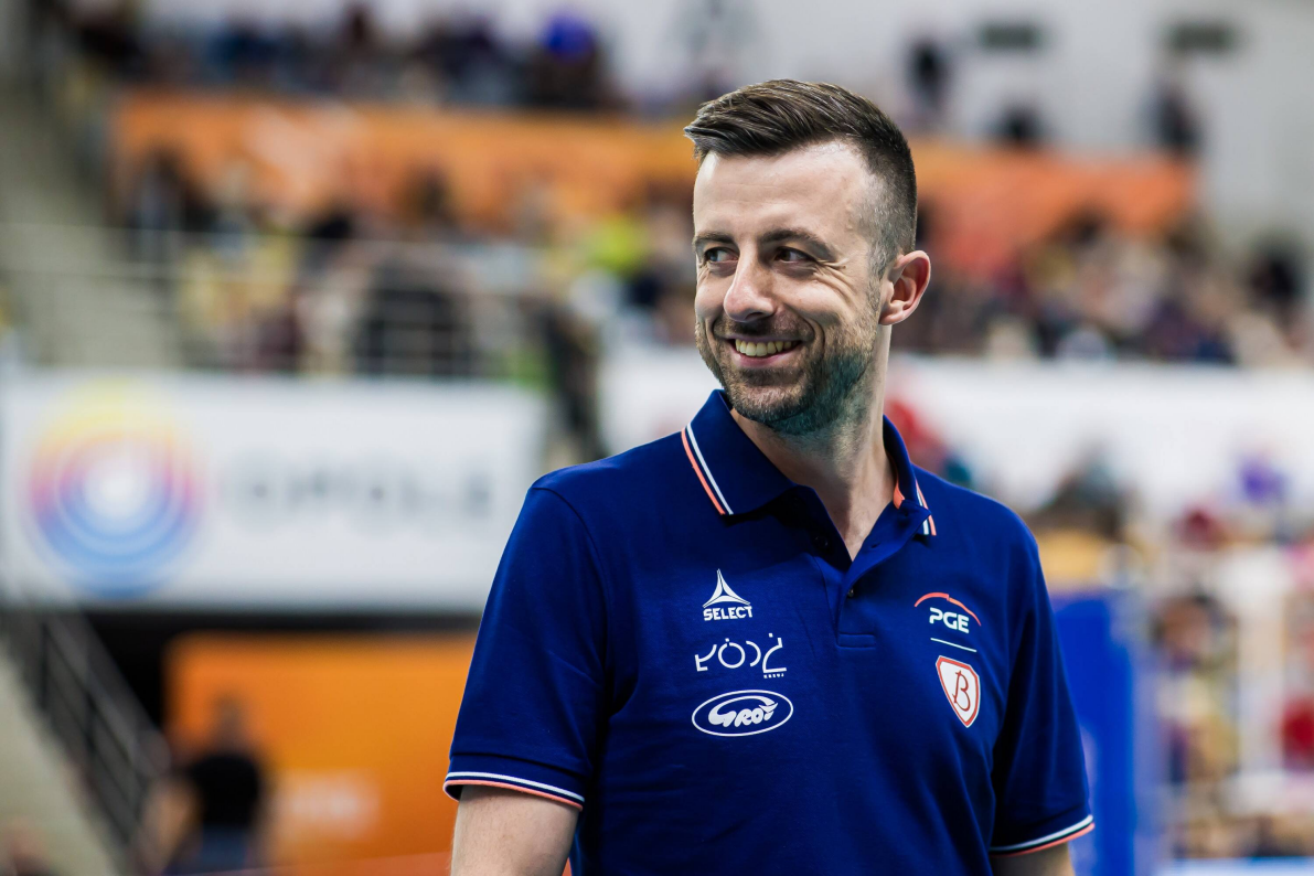 Jako pierwsze w finale zameldowały się zawodniczki PGE Budowlanych Łódź, Opolanki zagrają o trzecie miejsce [ZDJĘCIA]