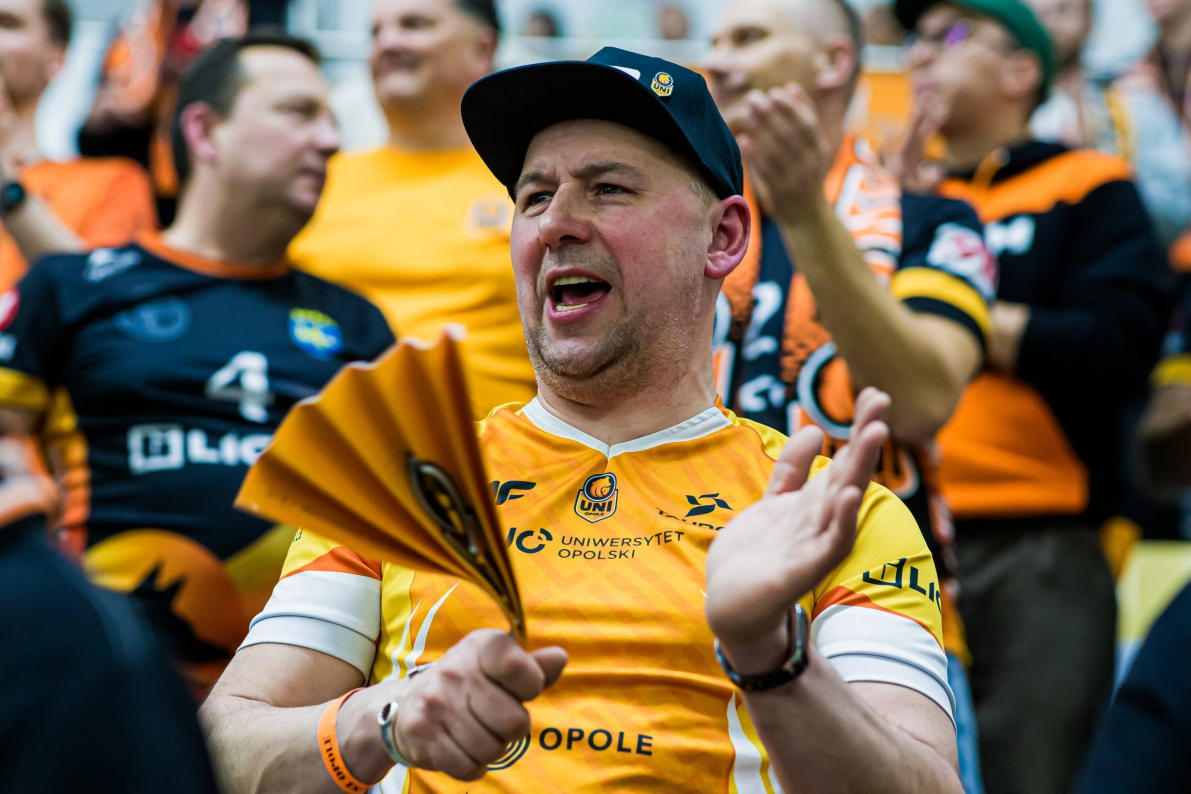 W pierwszym meczu o brąz wygrywają zawodniczki UNI Opole [ZDJĘCIA]