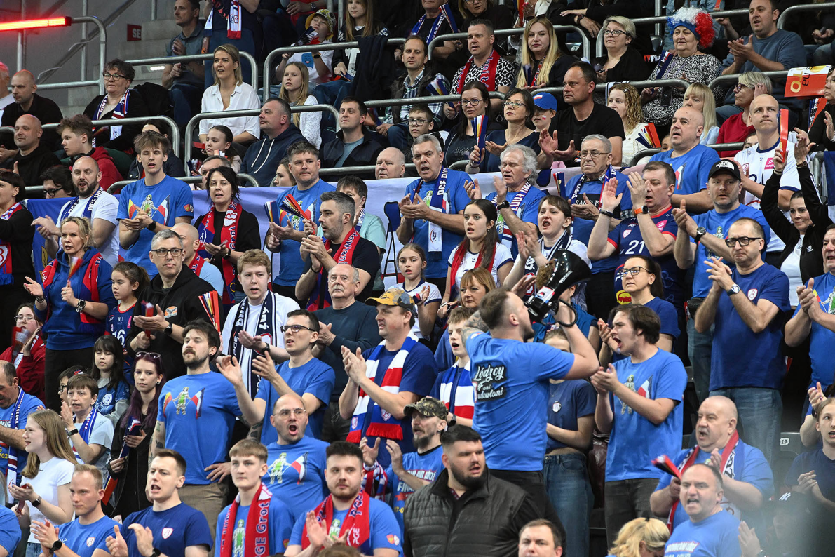 Wojna o złoto TAURON Ligi pomiędzy PGE Budowlanymi Łódź a KS DevelopResem Rzeszów nadal trwa, czwarta bitwa zwycięska dla Łodzianek. Rozstrzygnięcie za trzy dni w Rzeszowie [ZDJĘCIA]