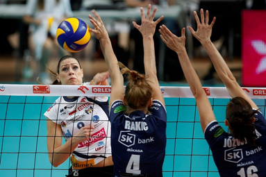 Tauron MKS - Siódemka SK bank Legionovia 3:0