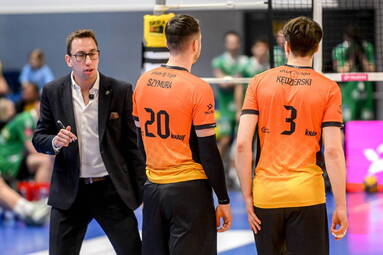 Siedmiu nowych zawodników i plażowa integracja. PGE GiEK Skra Bełchatów gotowa na Grand Prix PGE w Ustce