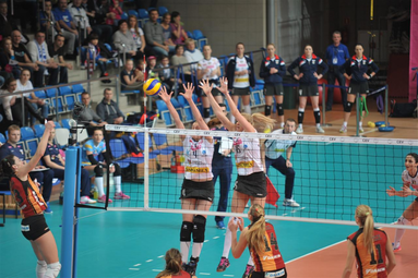 Tauron Banimex MKS odpadł z Pucharu CEV