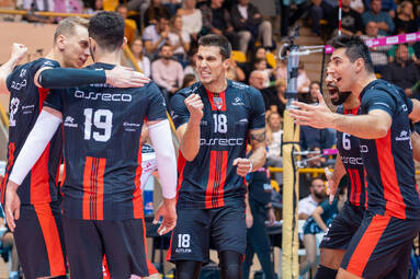 Asseco Resovia Rzeszów bez straty seta pokonała Podziemia Kredowe ChKS Chełm [ZDJĘCIA]