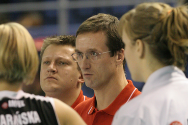 Kadra B na ostatniej prostej